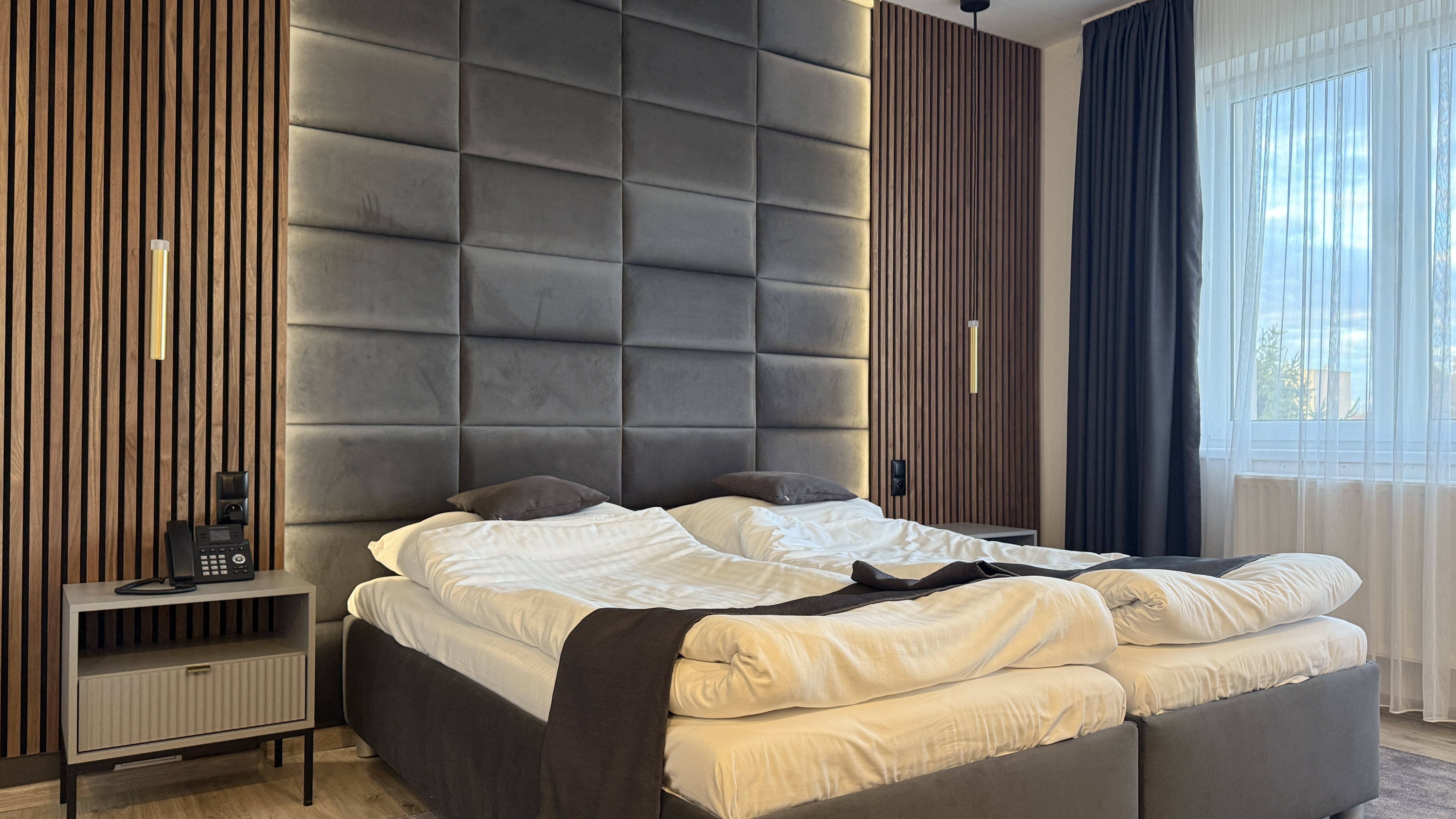 Room 103 - Image 1